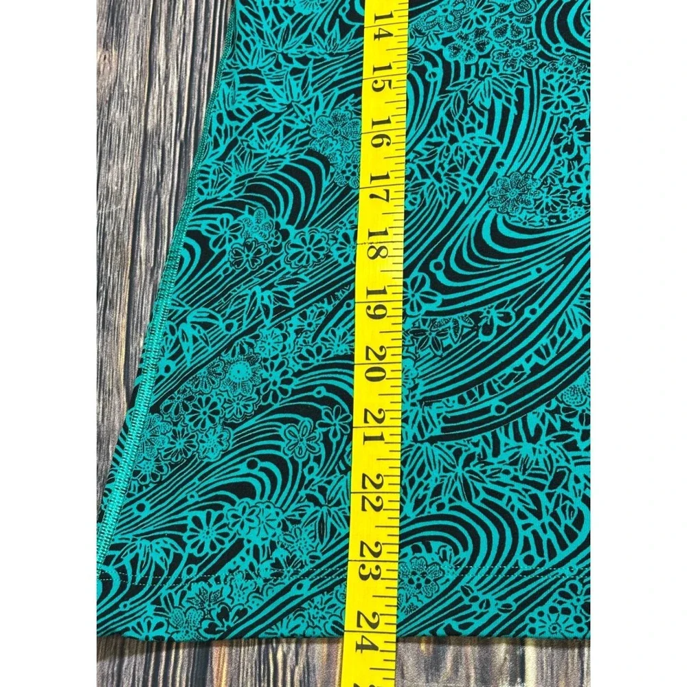 Lululemon Kitakami Viridian Tank Top Womens Size XS Green Black Cool Racerback